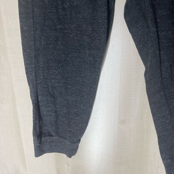 Nike gray vintage Just do it zipup jacket and capri joggers jacket/med, pants/sm - Picture 10 of 16